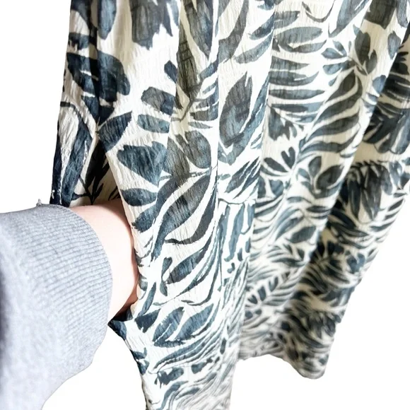 Hayden Puff Sleeve Botanical Print Square Neck Maxi Dress, Size Large - Picture 4 of 8